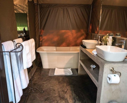 stars-of-africa-umkumbe-bush-lodge-leadwood-deluxe-suite-33 Umkumbe Bush Lodge
