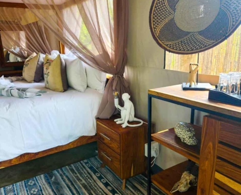 umkumbe-bush-lodge-honeymoon-tent-4-am Umkumbe Bush Lodge