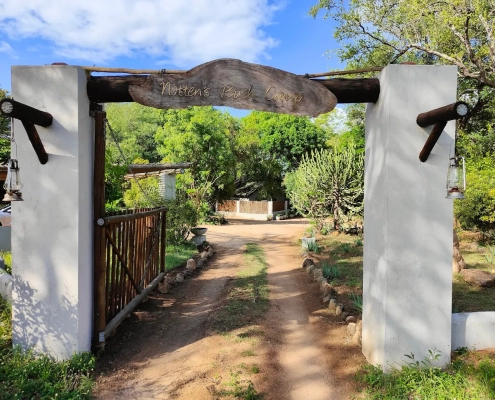 entry Notten’s Bush Lodge