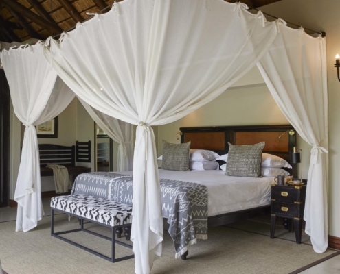 lion_sands_tinga_lodge_suite_bedroom_1 Lion Sands Tinga Lodge
