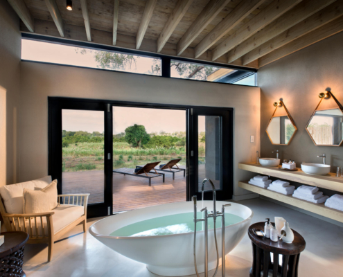 river_lodge_-_river_suite_-_en-suite_bathroom_038_preview_maxwidth_2500_maxheight_2500_ppi_300_quality_100 Lion Sands River Lodge