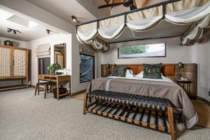 bush_lodge_suite_bedroom Sabi Sand Lodges - Umkumbe Safari Lodge