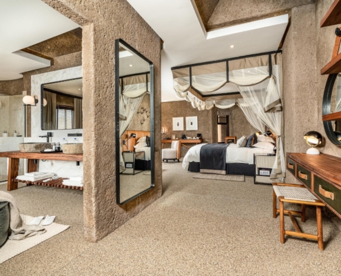 earth_lodge_lux_suite_dressing_area_resize Sabi Sand Earth Lodge